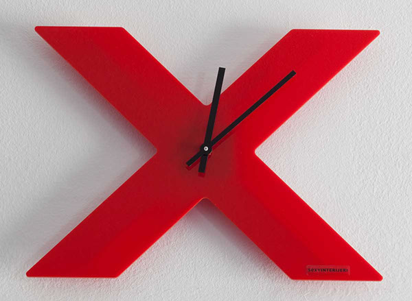 X Wall Clock x-shaped red plexiglas high gloss clock